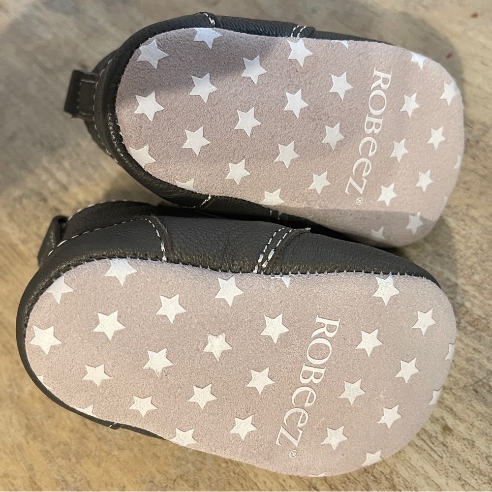 Robeez Charcoal Leather Baby Shoes - Picture 2 of 2